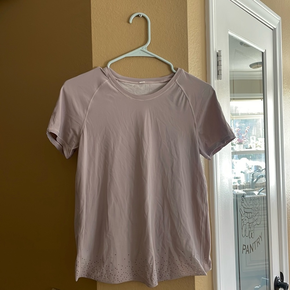 Lululemon size 4 top